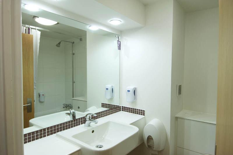 Premier Inn Chippenham Chippenham  Esterno foto